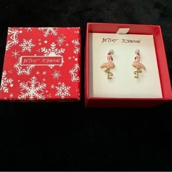 BETSEY JOHNSON Santa Claus Hat Pink Christmas Flamingos Dangle Drop Earrings NWT - Picture 5 of 7